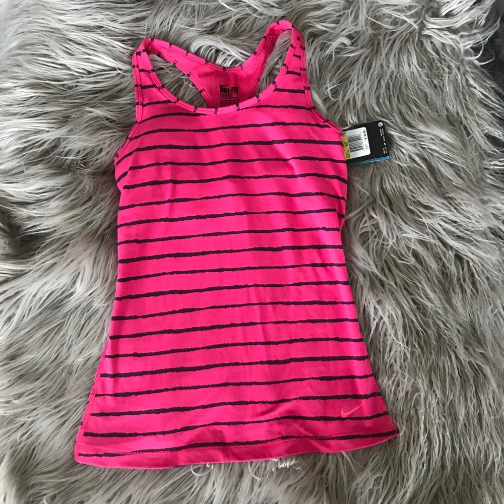 Nike dry-fit tank top with a built in sports bra